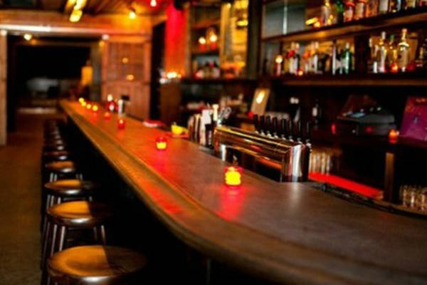 Cómo abrir un bar, paso a paso - New York Deli & Bagel